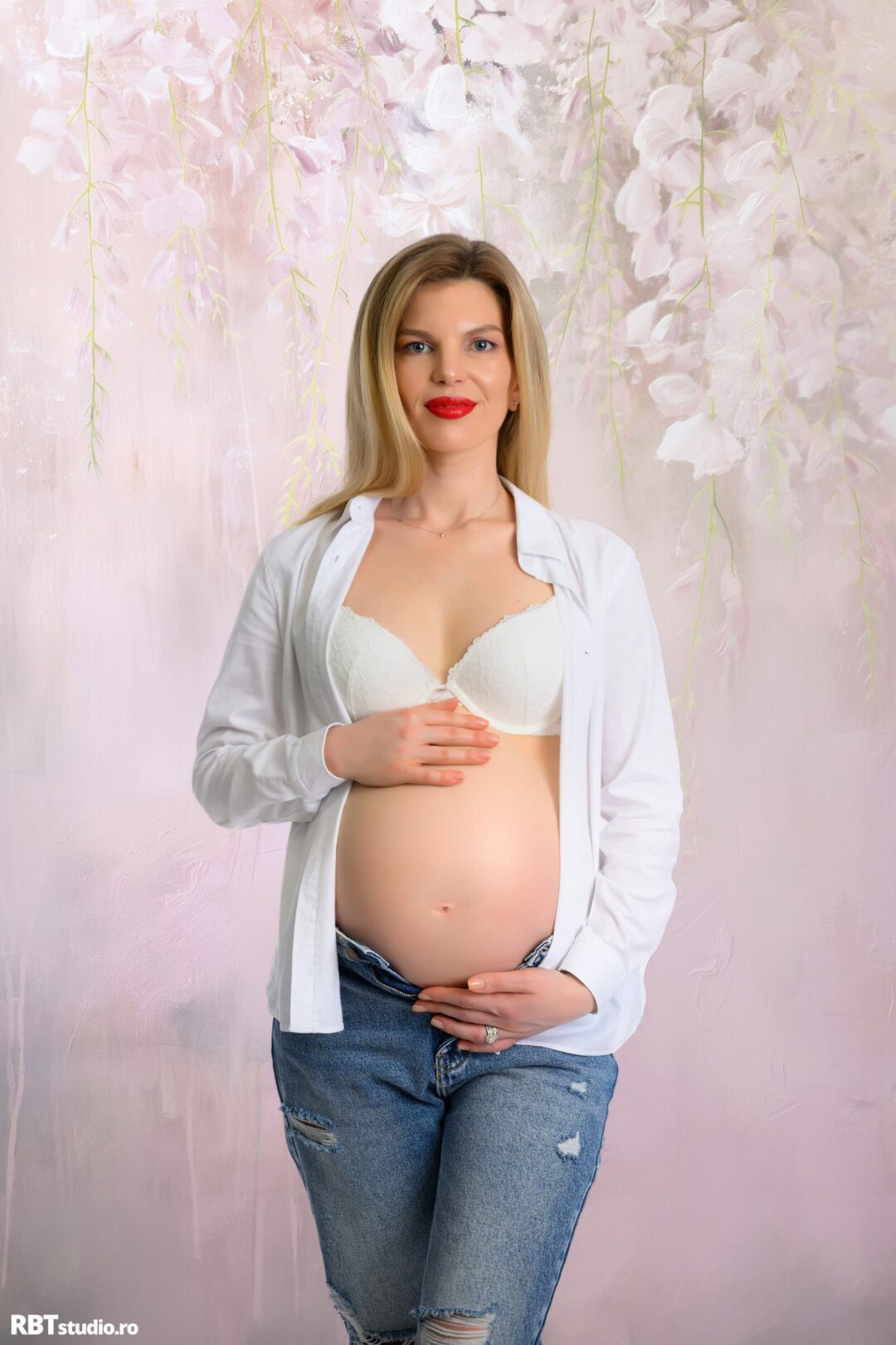 Sedinte foto maternity - Studio Foto Botosani