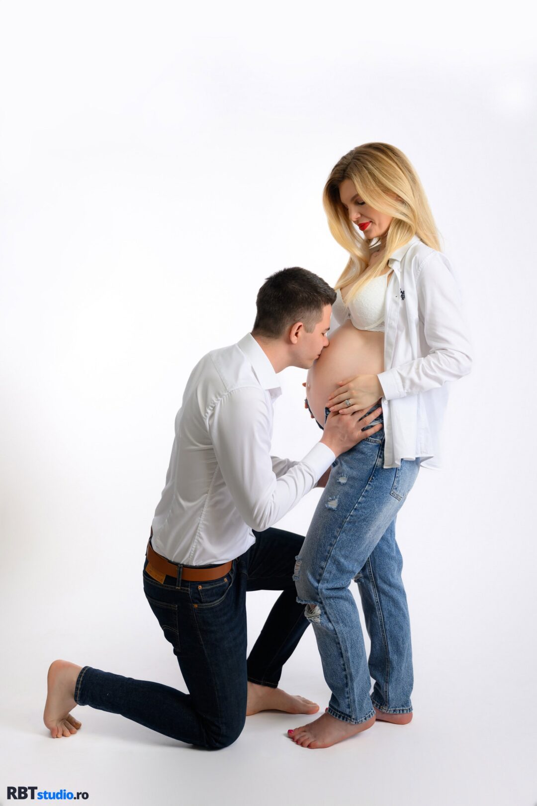 Sedinte foto maternity - Studio Foto Botosani